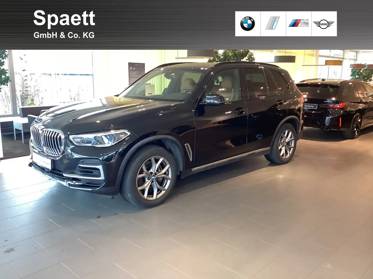BMW X5 xDrive30d xLine Head-Up HiFi DAB WLAN AHK Schwarz - 1