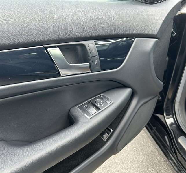 Mercedes-Benz C 250 C 250 Aut. *1.HAND *MB SERVICEGEPFLEGT* 65.000km* — photo 12