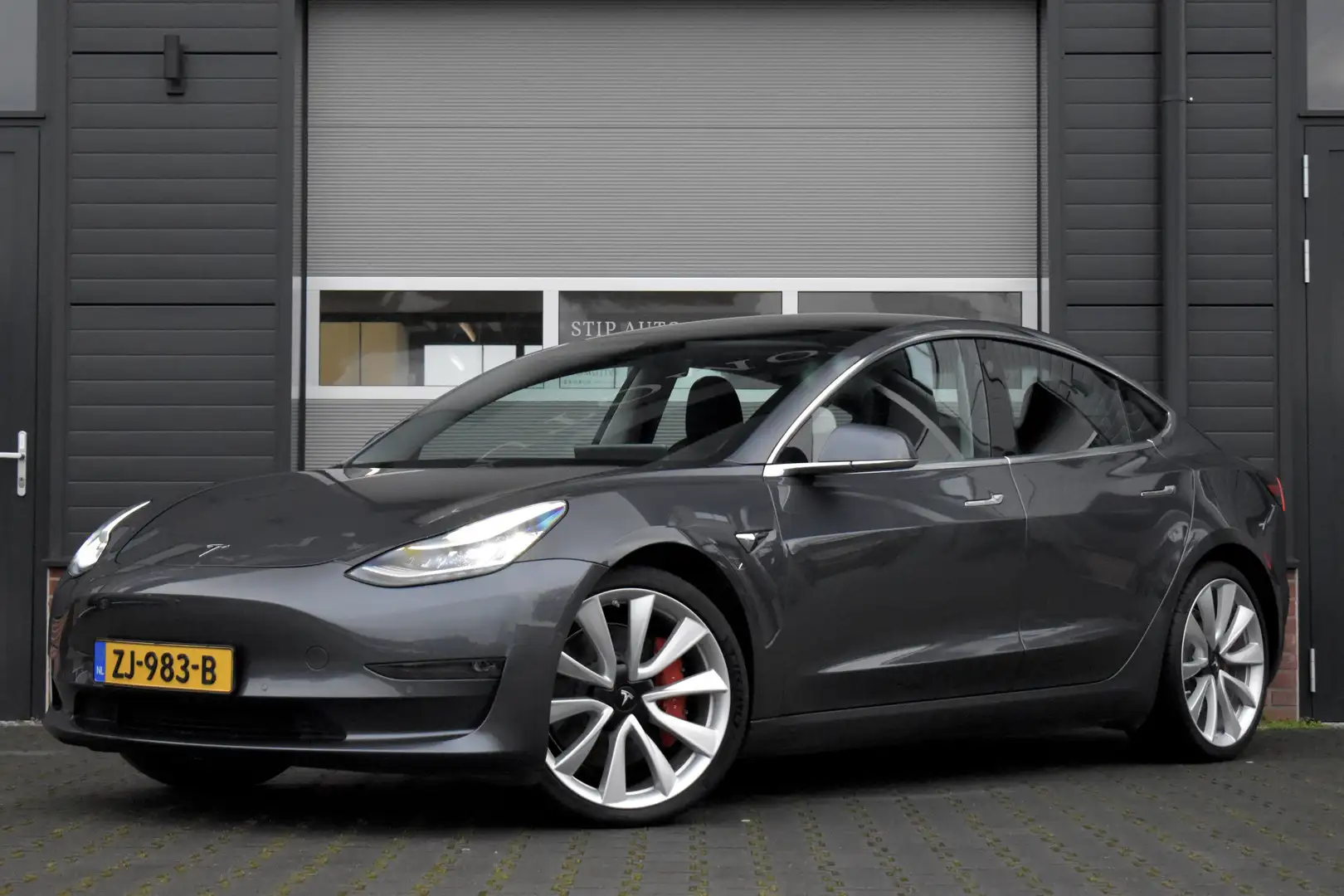 Tesla Model 3 Performance 75 kWh 462pk | 1e Eigenaar | Panoramad Grijs - 1