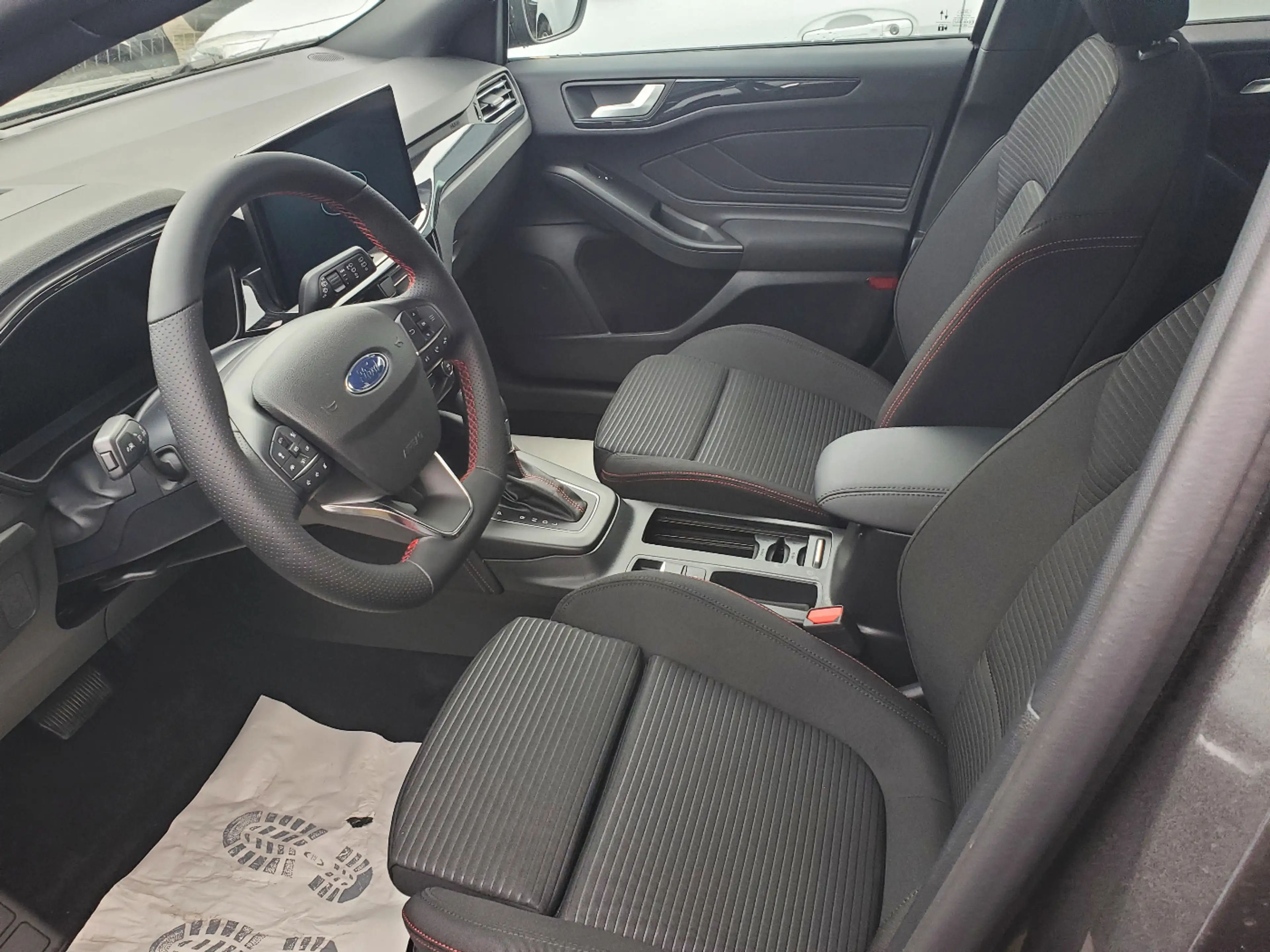 Ford Focus ST-Line X LED+Navi+Kamera+Winterpaket — photo 7