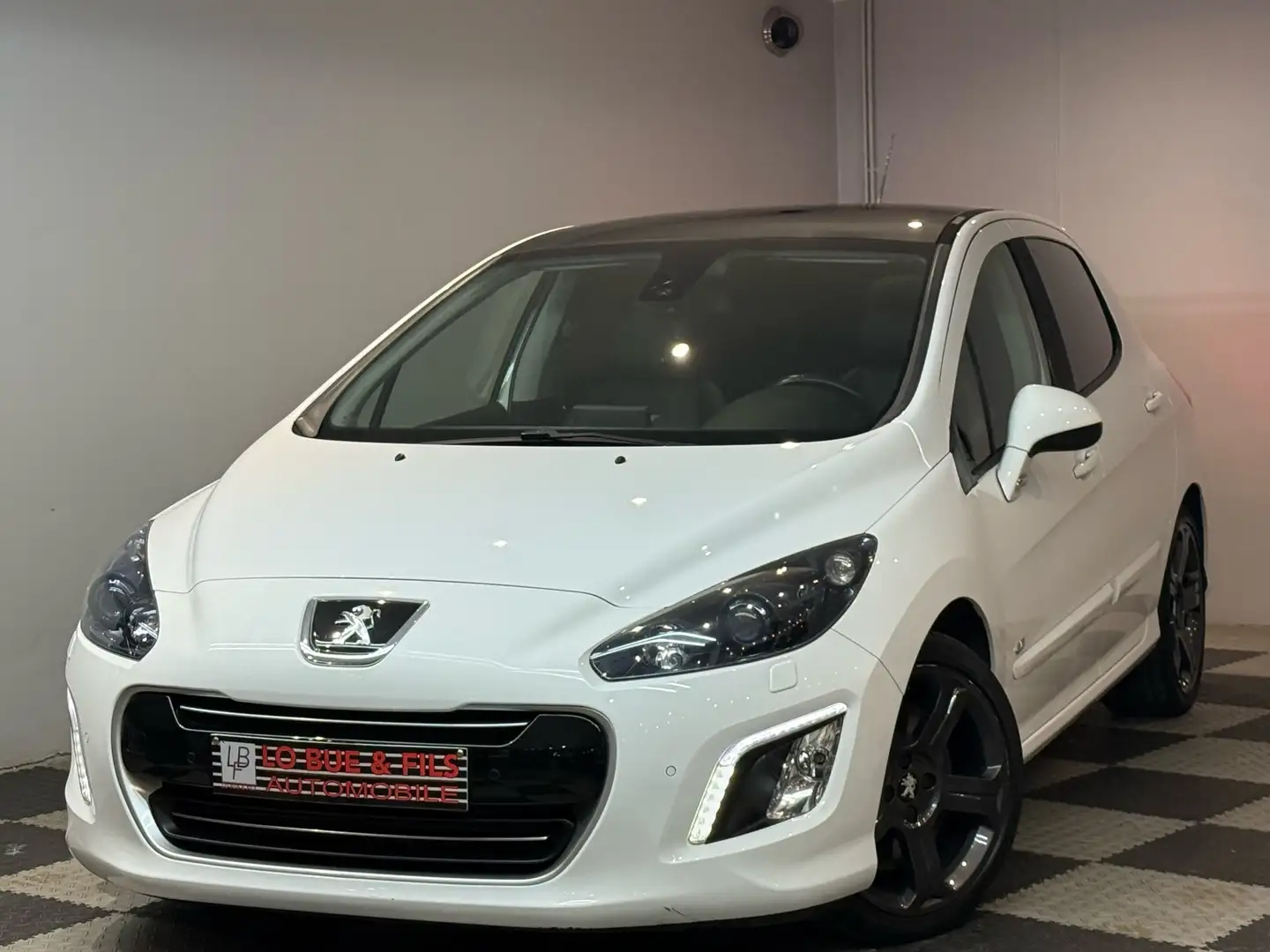 Peugeot 308 GTI 1.6 THP // Garantie 12 Mois // Weiß - 1