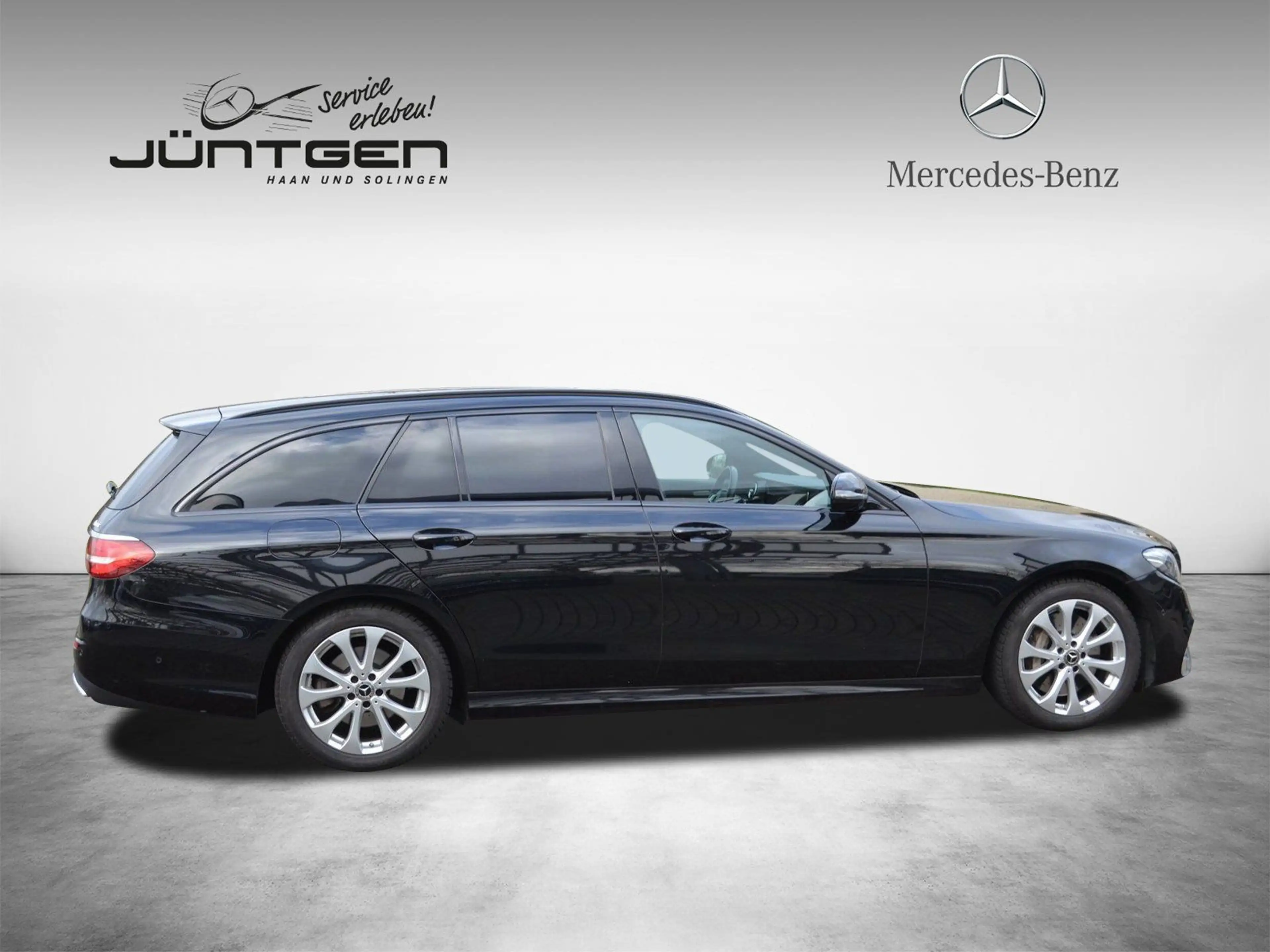 Mercedes-Benz E 350 d 4M T AMG NIGHT MBEAM SHD 360° AMBIENTE — photo 8