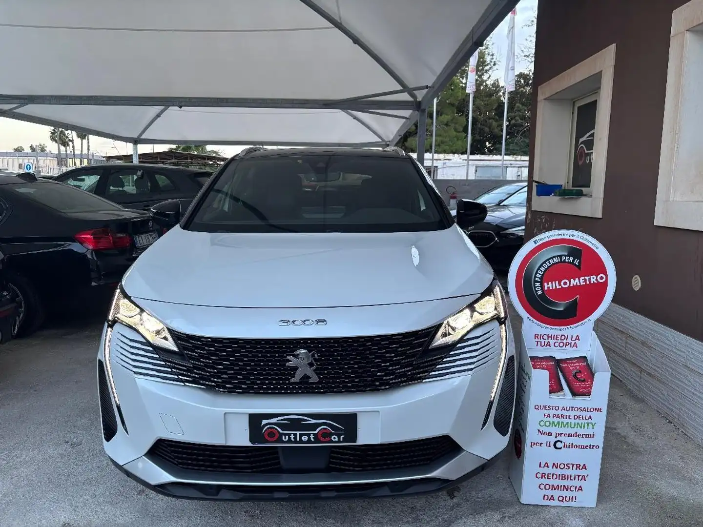 Peugeot 3008 BlueHDi 130 S&S Allure Bianco - 2