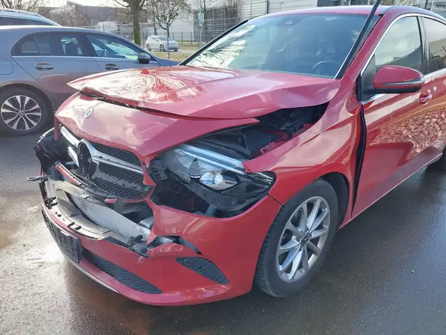 Mercedes-Benz B 250 B 250 (247.046)