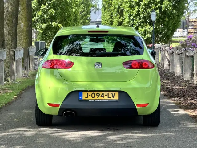 Seat Leon view 8