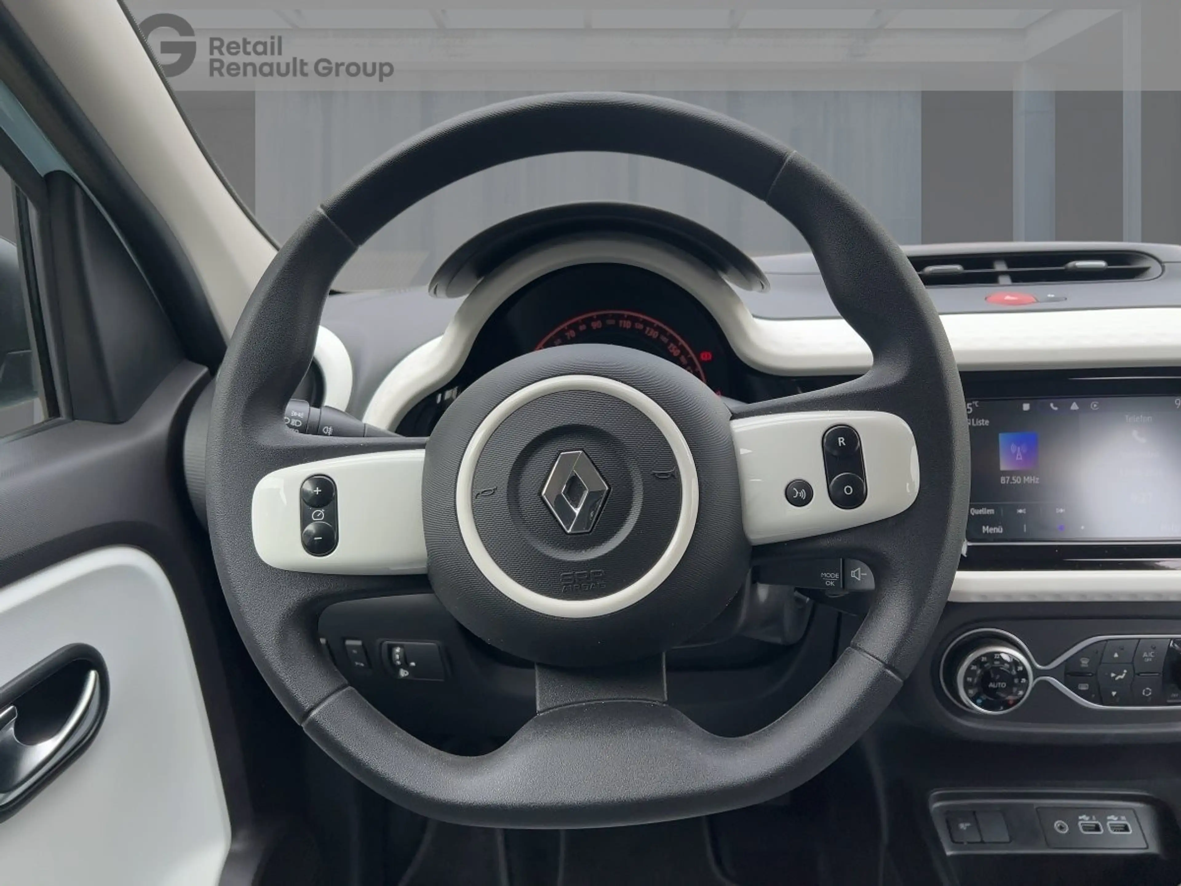 Renault Twingo 1.0 SCE 65 EQUILIBRE — photo 11