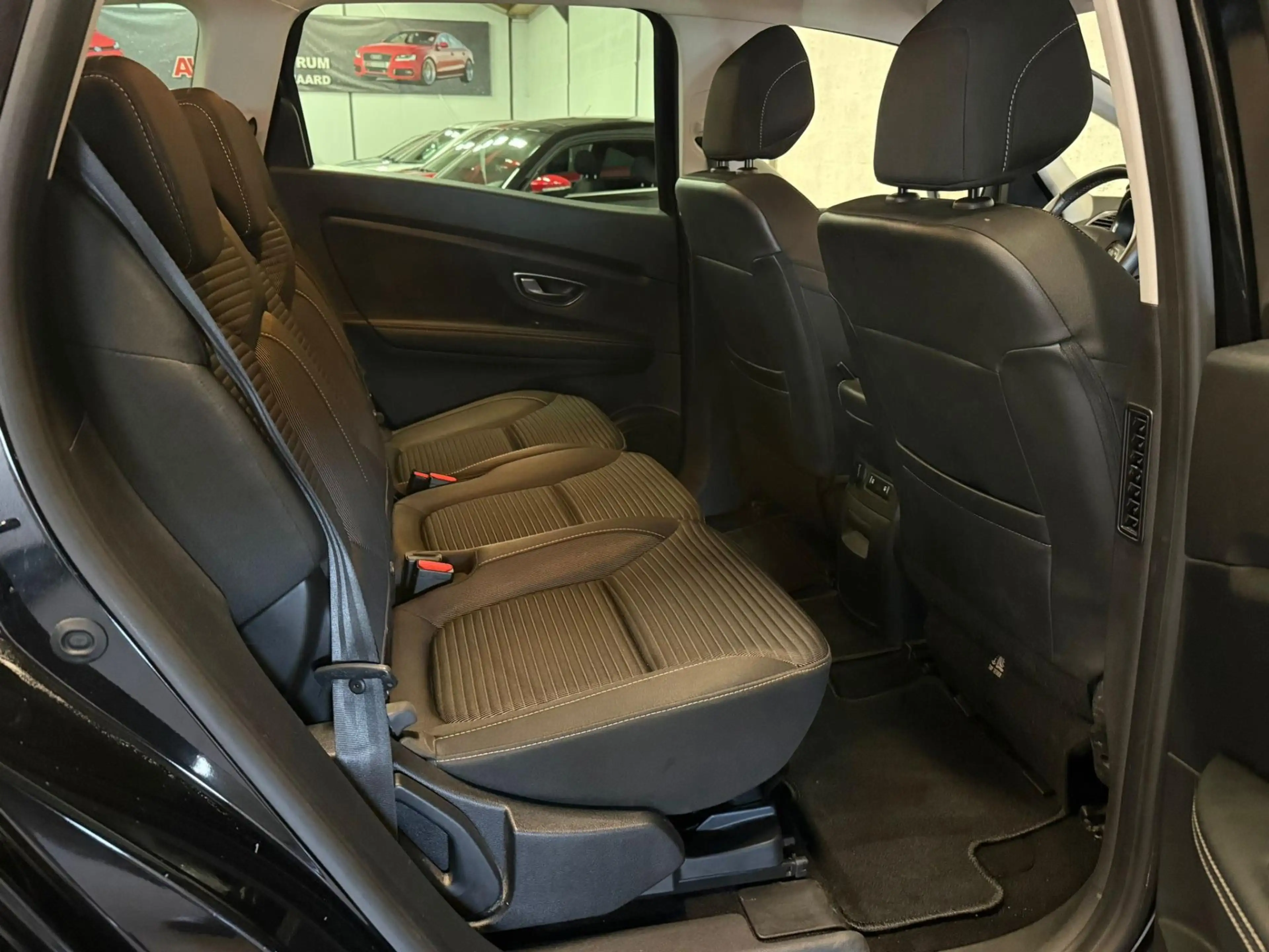Renault Grand Scenic 1.3 TCe 7p. Automaat|Navi|Carplay|PDC|Dealer Onder — photo 11