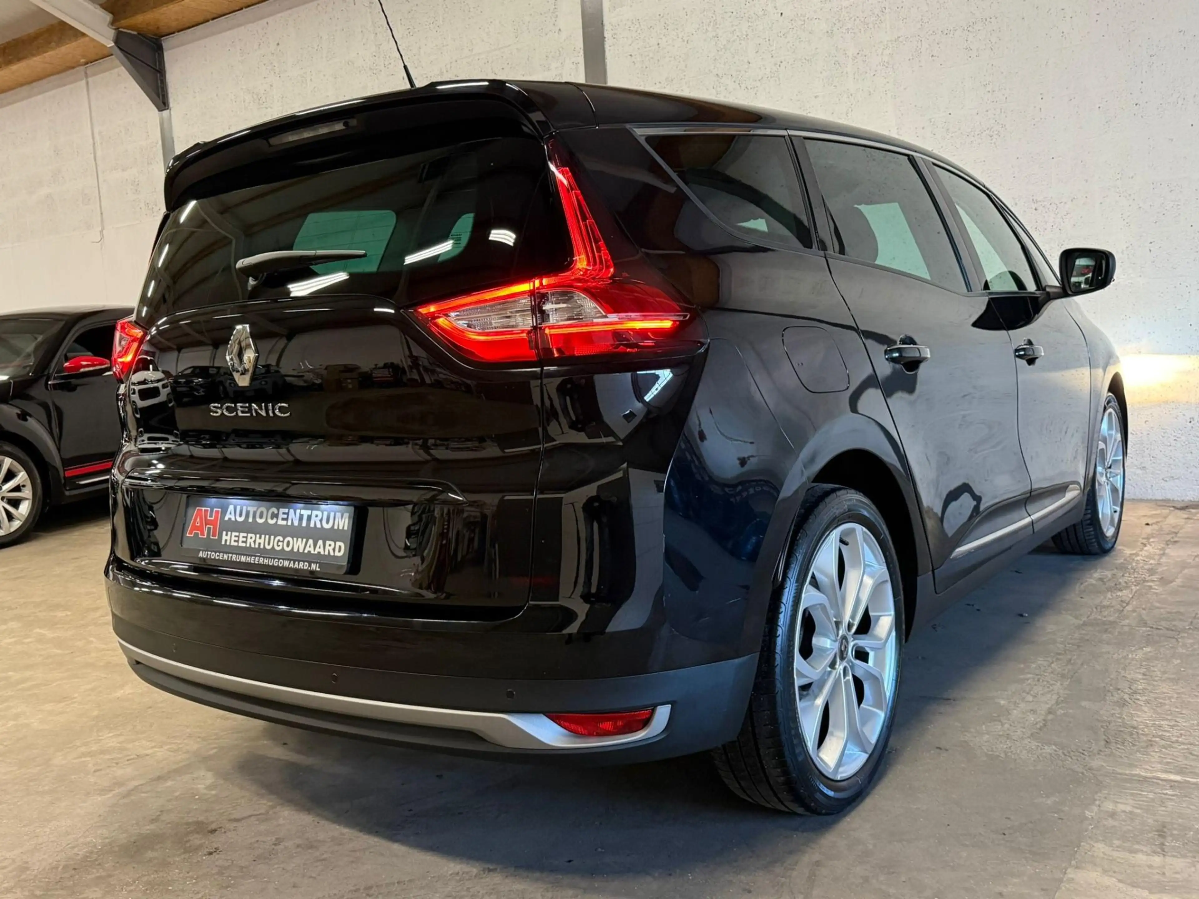 Renault Grand Scenic 1.3 TCe 7p. Automaat|Navi|Carplay|PDC|Dealer Onder — photo 3