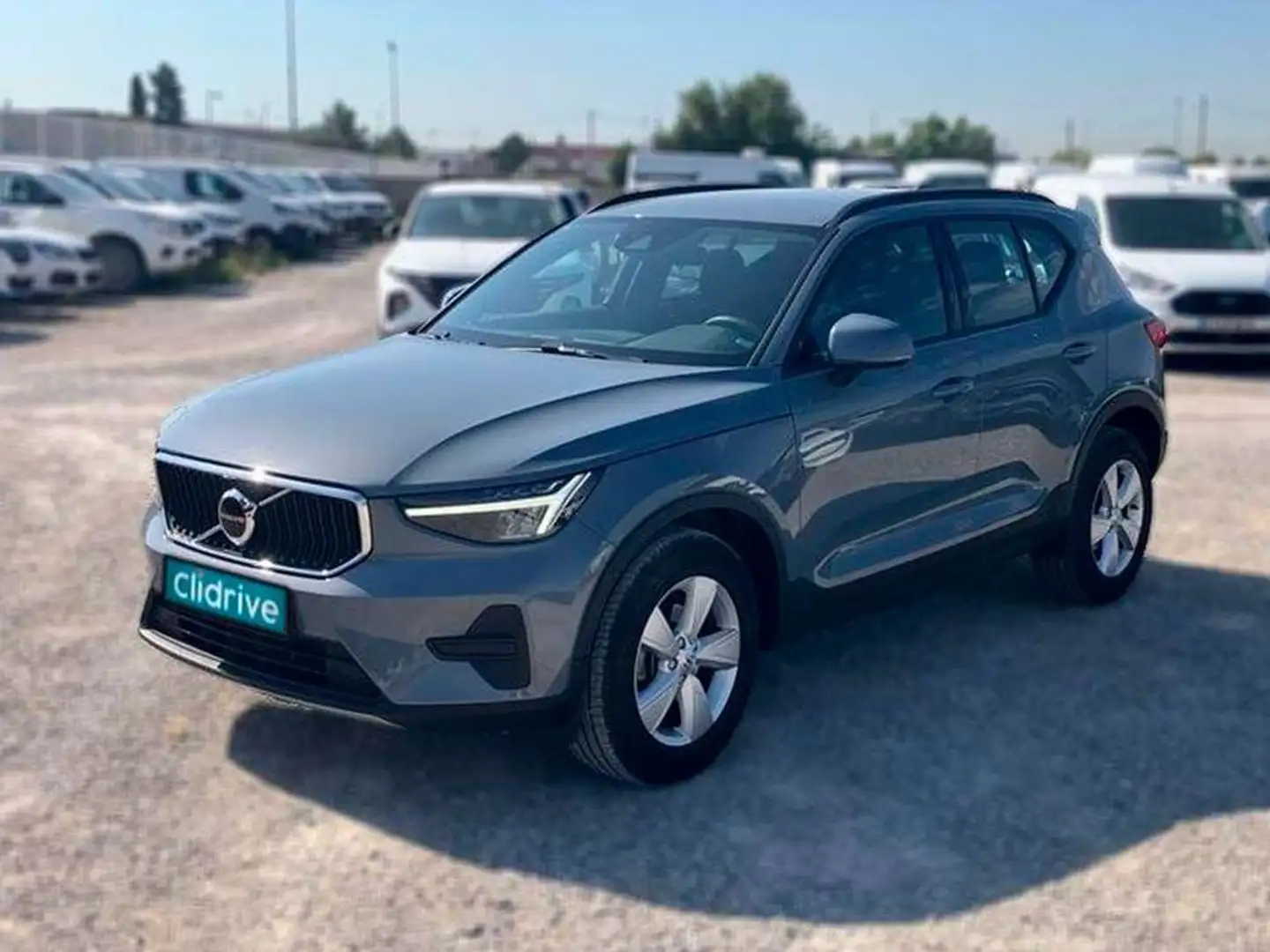 Volvo XC40 T2 Essential Gris - 2