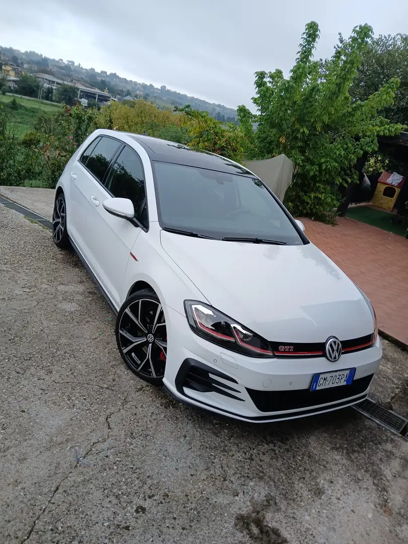 Volkswagen Golf GTI Performance 2.0 dsg - permute - finziamento - 1
