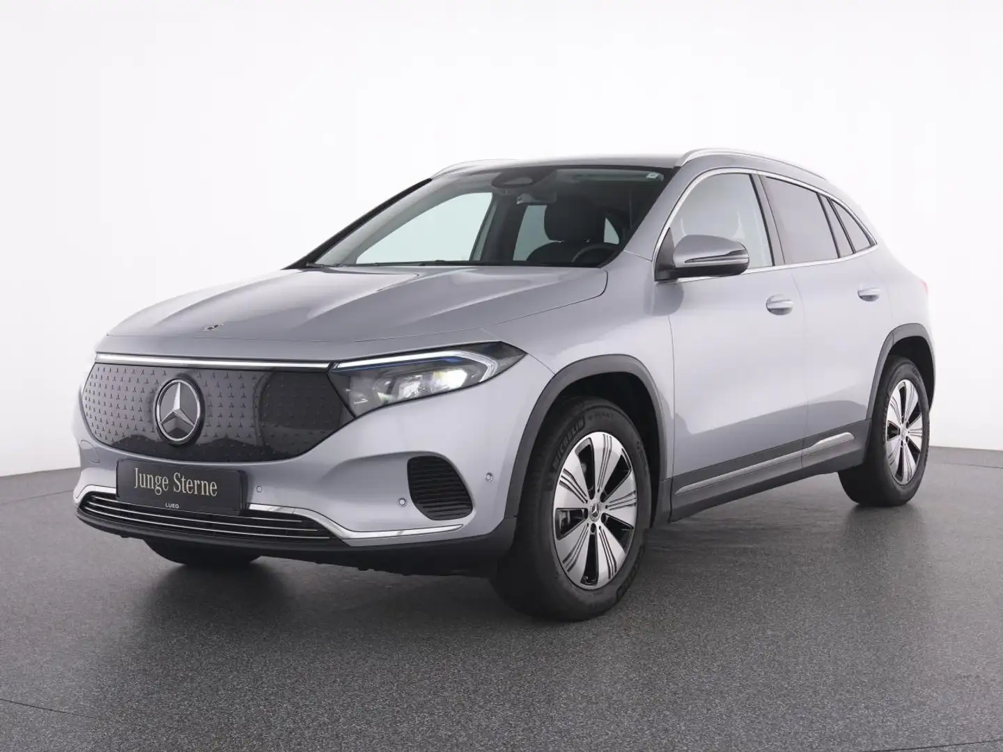 Mercedes-Benz EQA 250 + Progressive+AHK+LED+KeyG+EHeck+Soun+Tot Argintiu - 2