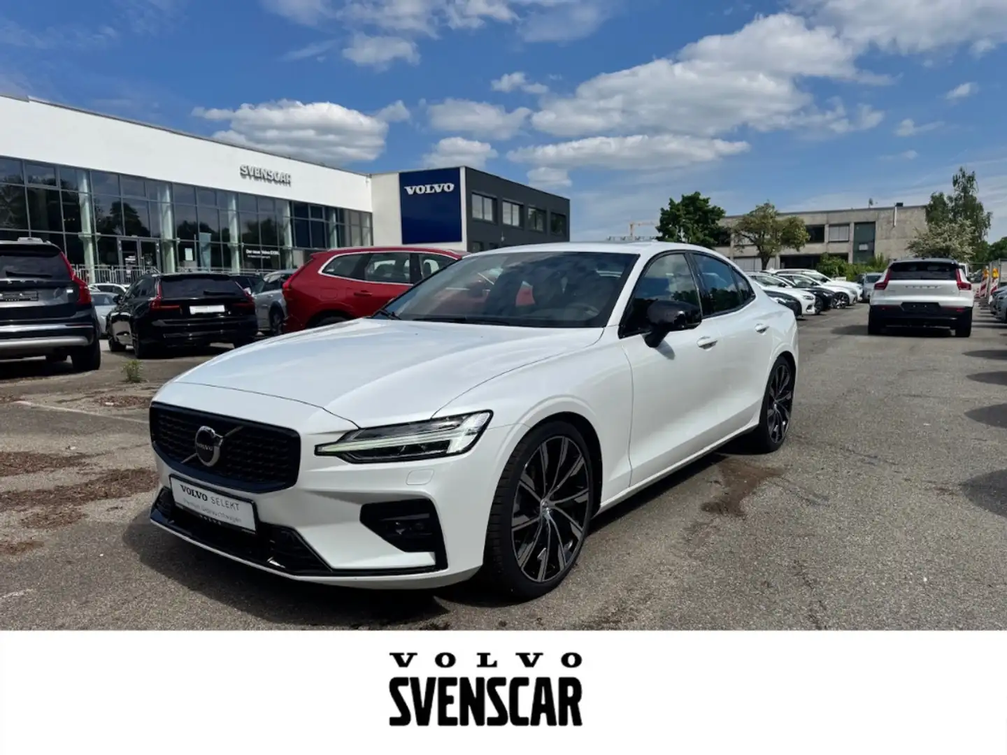 Volvo S60 Ultimate Dark AWD B5 Benzin EU6d HUD Leder Digital Weiß - 1