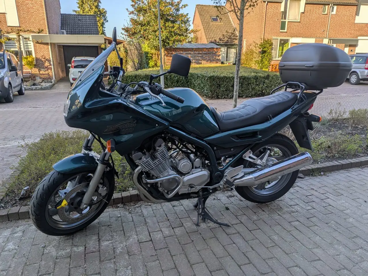 Yamaha XJ 900