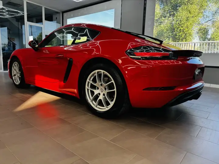 Porsche 718 Cayman 2018, foto 17