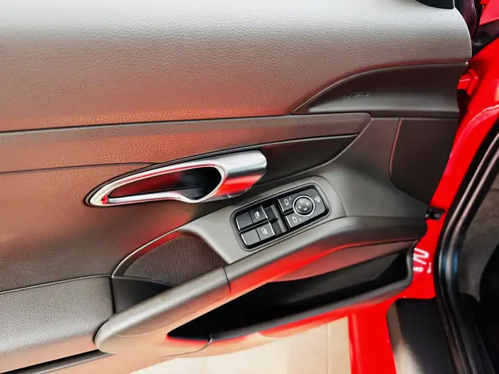 Porsche 718 Cayman 2018, foto 24