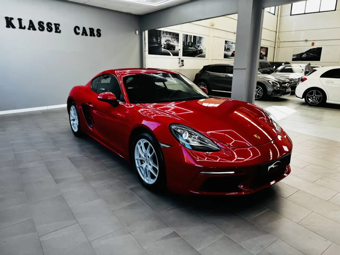 Porsche 718 Cayman PDK Rojo - 1