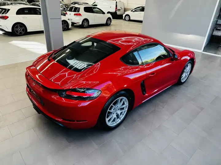 Porsche 718 Cayman 2018, foto 18