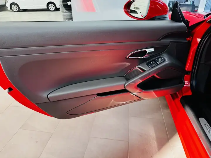 Porsche 718 Cayman 2018, foto 23