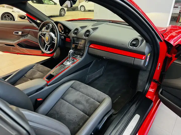 Porsche 718 Cayman 2018, foto 35