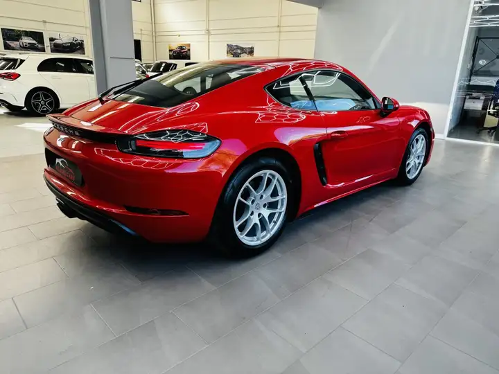 Porsche 718 Cayman 2018, foto 4