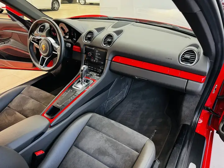 Porsche 718 Cayman 2018, foto 38