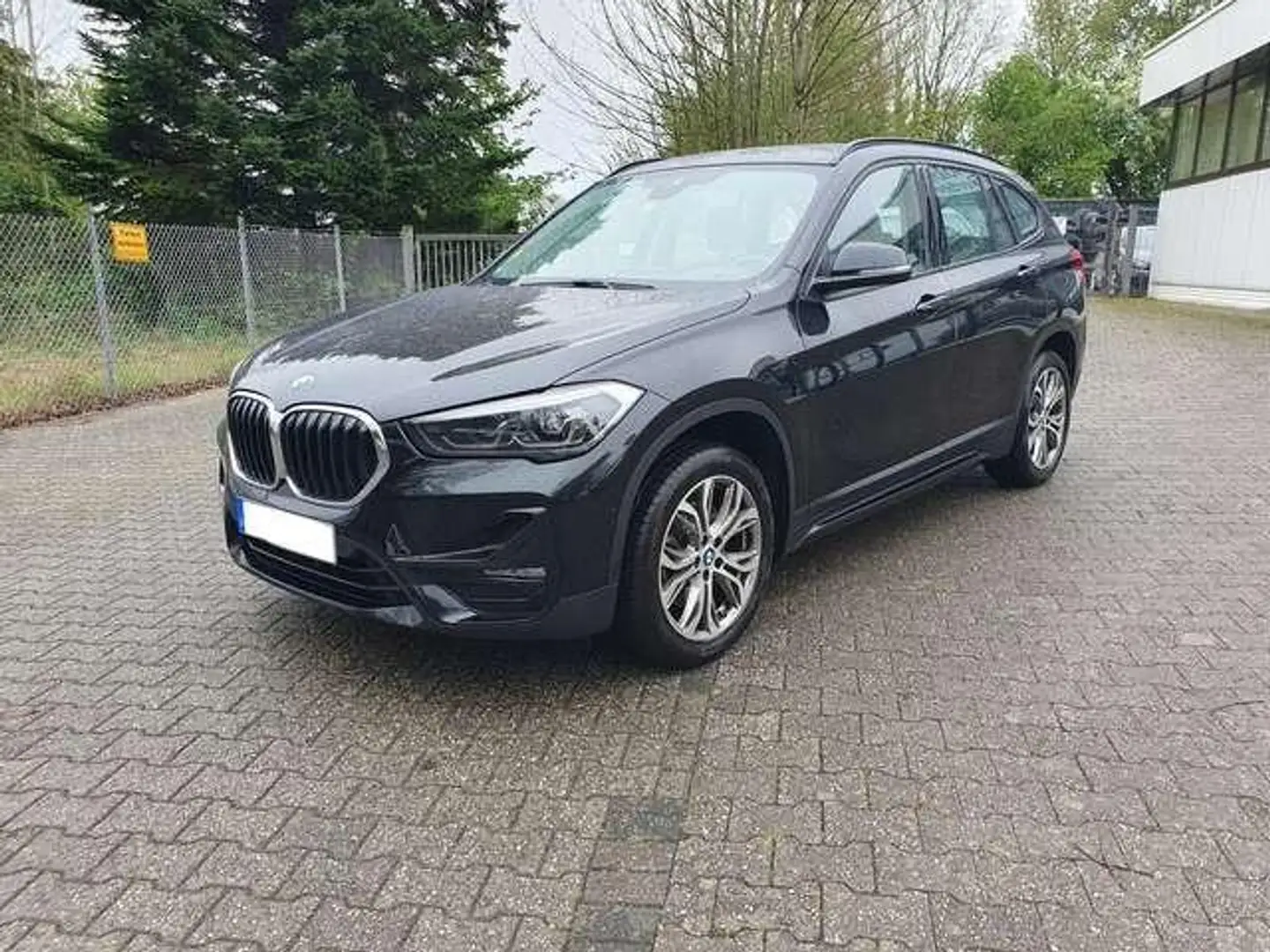 BMW X1 xDrive 25d Sport Line, Pano, Autom., Leder, ect... Noir - 1