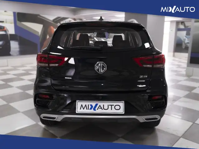MG MG ZS view 4