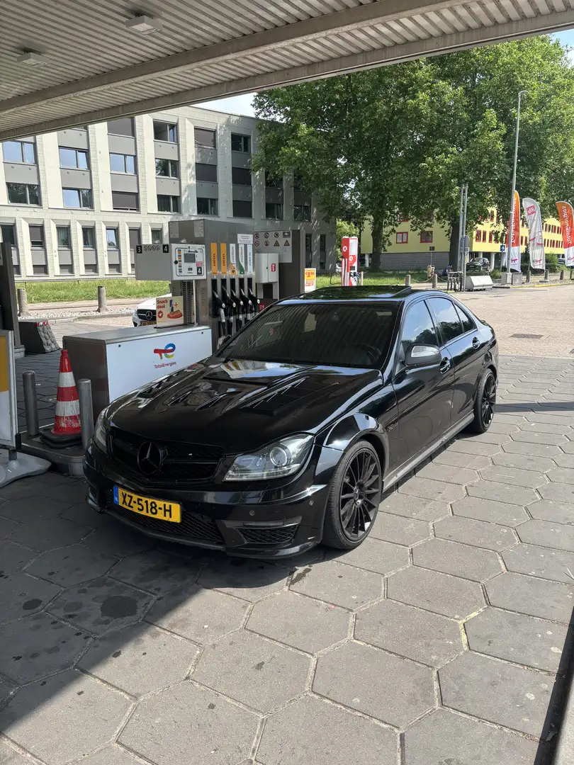 Mercedes-Benz C 63 AMG w204 Negro - 2