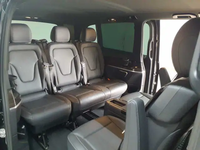 Mercedes-Benz V-Class view 10