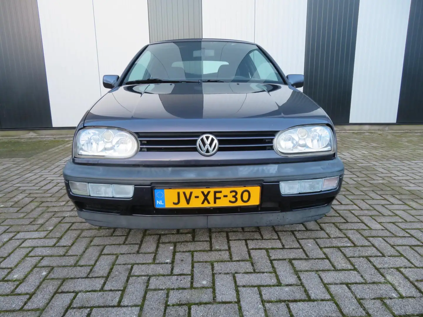 Volkswagen Golf Cabriolet 1.8 Avantgarde Фіолетовий - 2