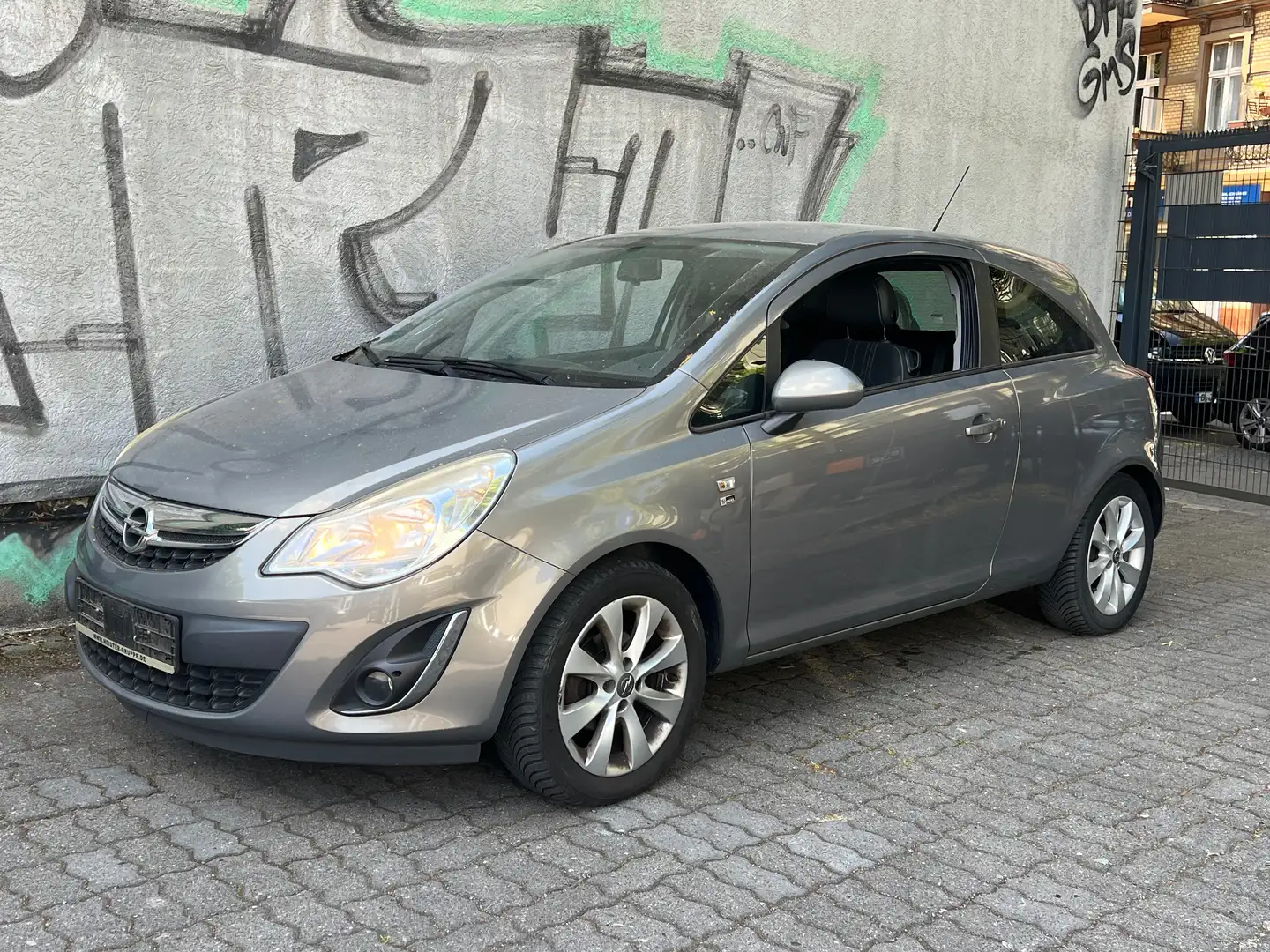 Opel Corsa 1.4 150 Jahre *Klima+Leder+SHZ+LRHZ+Euro5* Bruin - 1