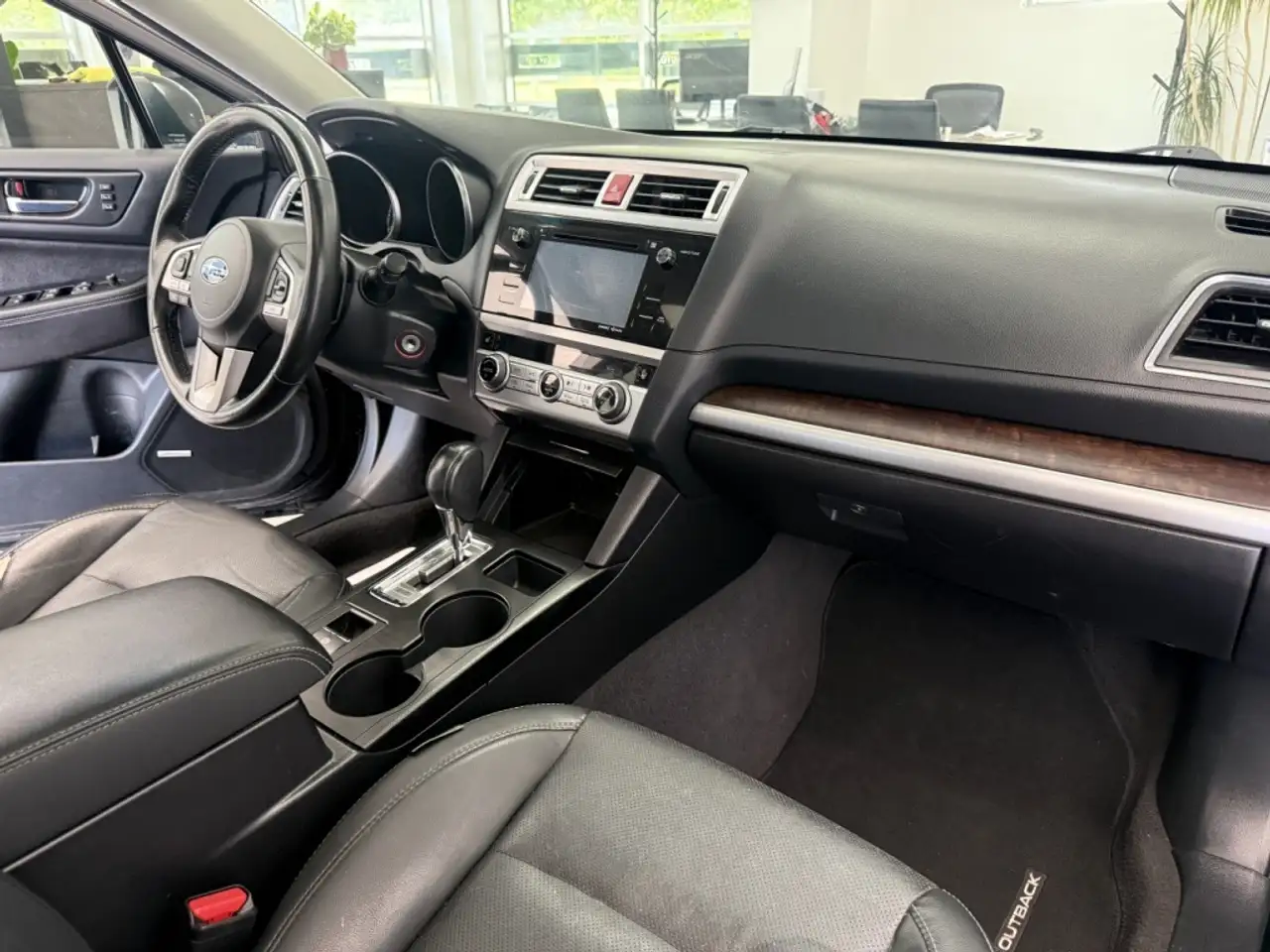 Subaru OUTBACK photo Subaru OUTBACK