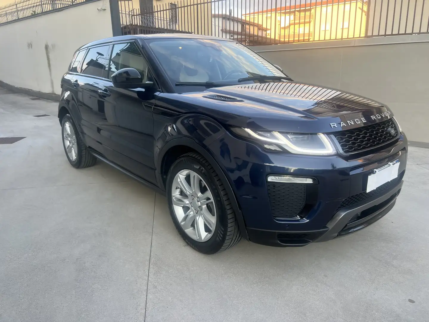 Land Rover Range Rover Evoque 5p 2.0 Td4 Hse 150 Cv - 1