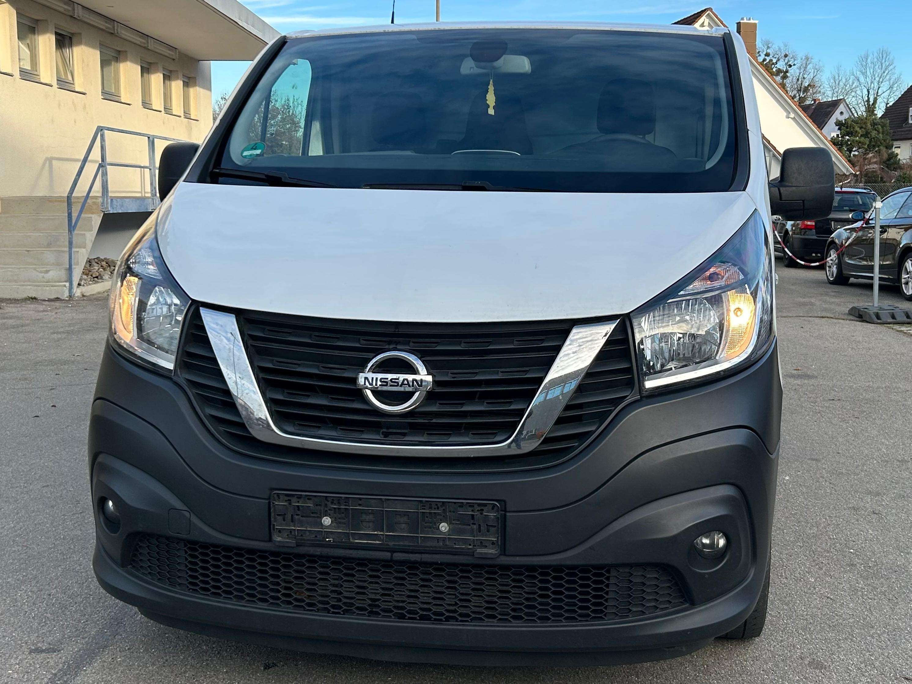 Second hand Nissan Nv300 1.6