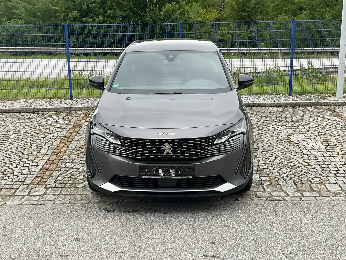 Peugeot 3008 Allure Pack Grau - 2