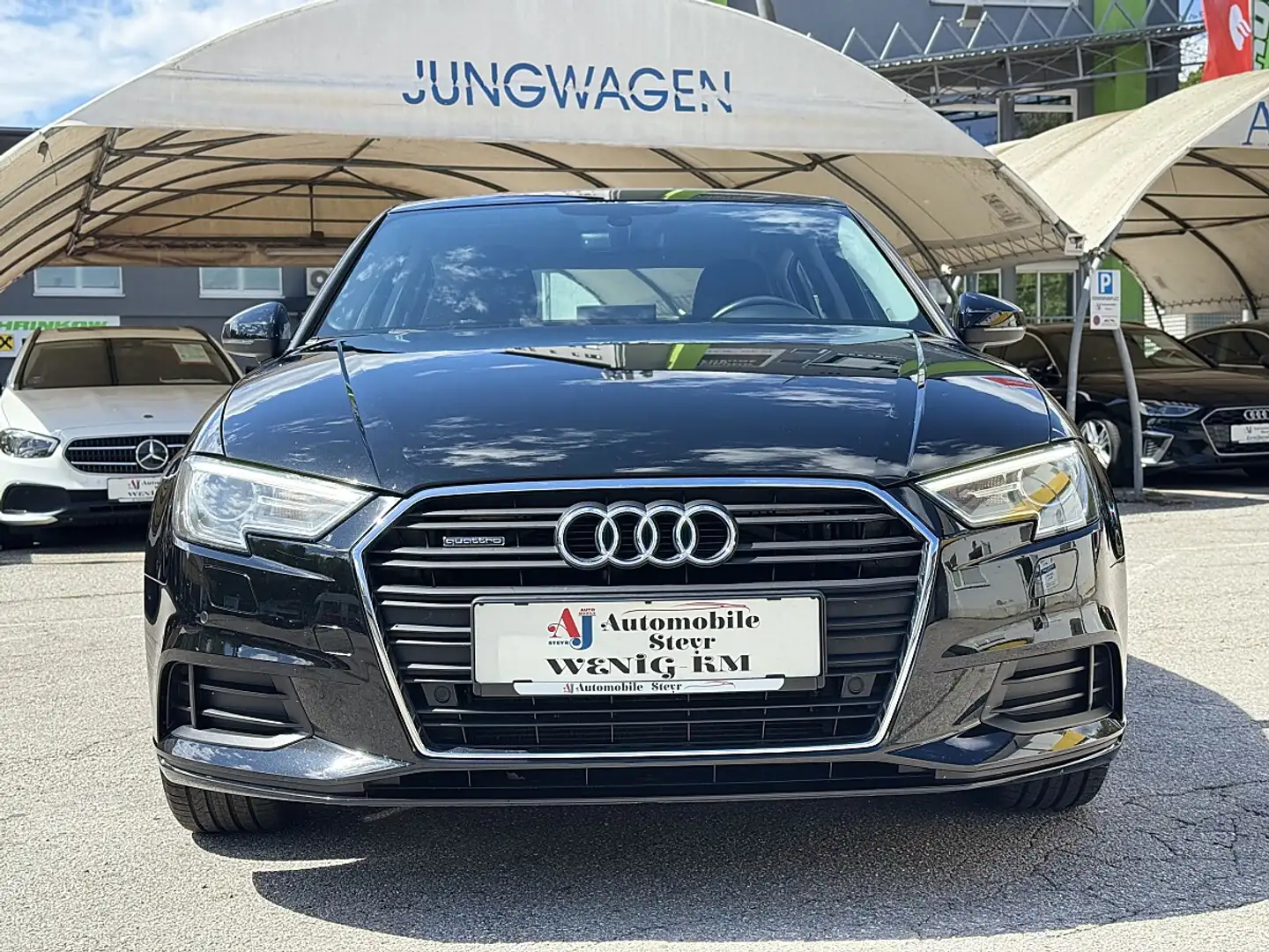 Audi A3 2,0 TDI quattro+Navi+Xenon+Parksensor vorne & h... Schwarz - 2