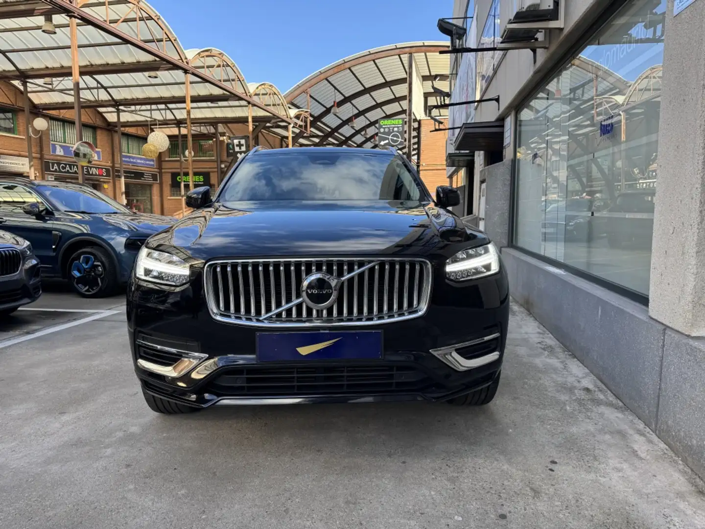 Volvo XC90 T8 Plus Dark AWD Aut. Negro - 2