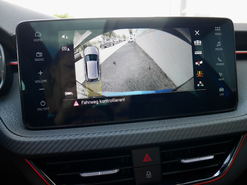 Skoda Scala 1.5 TSI DSG Monte Carlo+Matrix+5J Garantie — photo 32