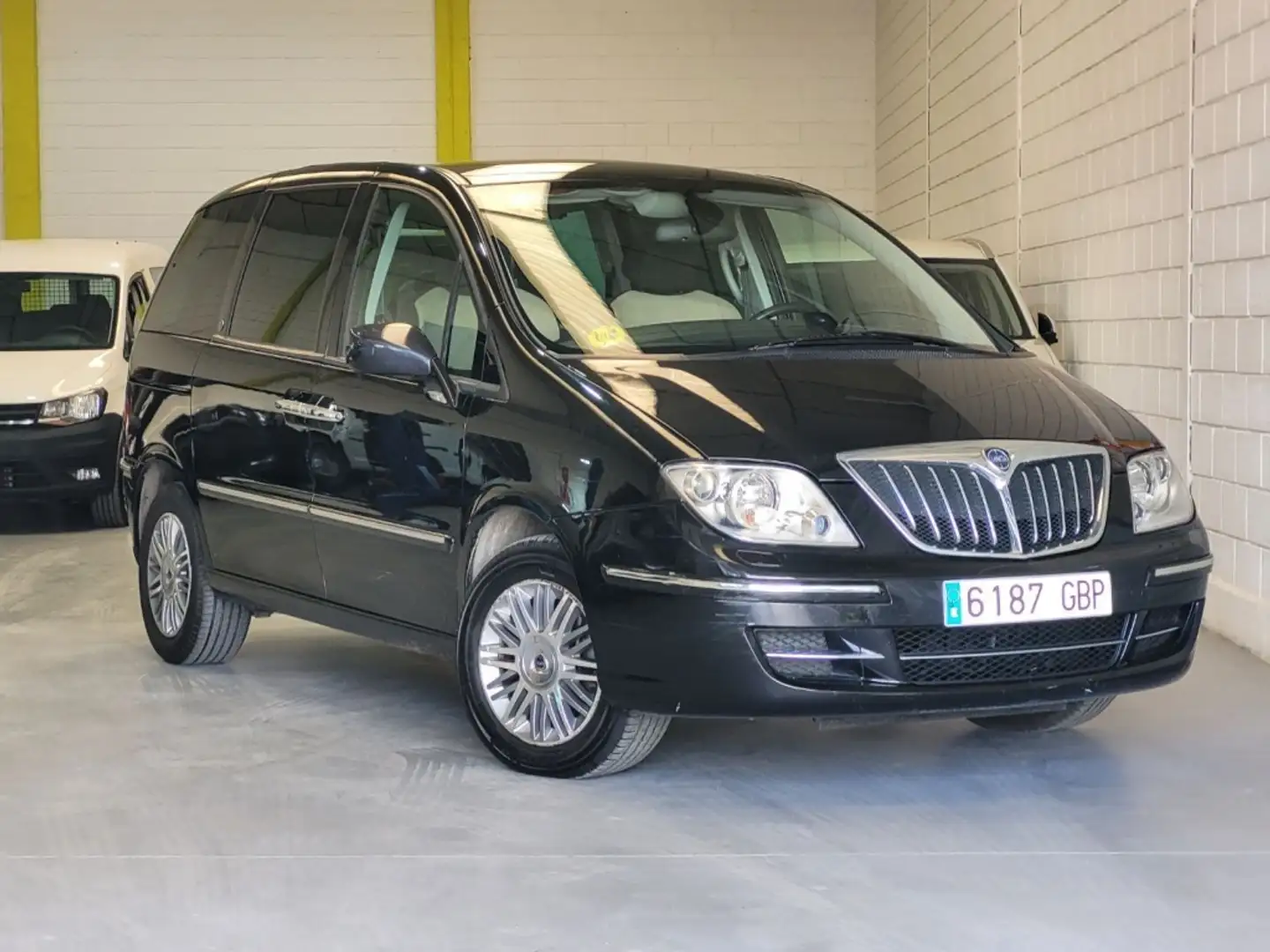 Lancia Phedra 2.0JTD 16v Executive 136 - 1