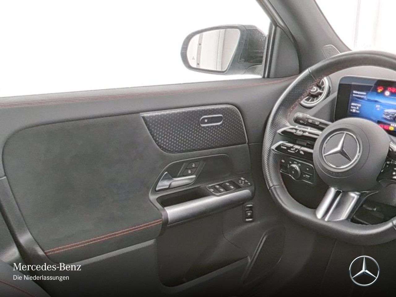 Mercedes-Benz GLA 220