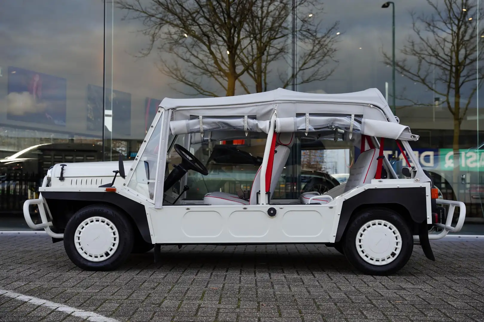 Austin Mini Moke 1000 MOST UNIQUE EUROPE ORIGINAL Blanco - 2