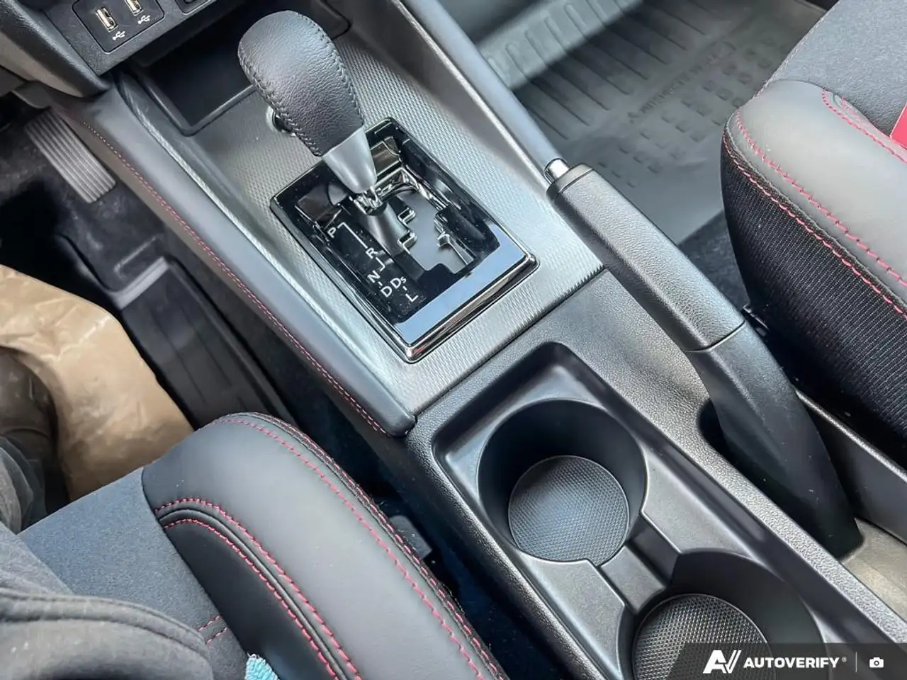 Mitsubishi RVR снимка Mitsubishi RVR