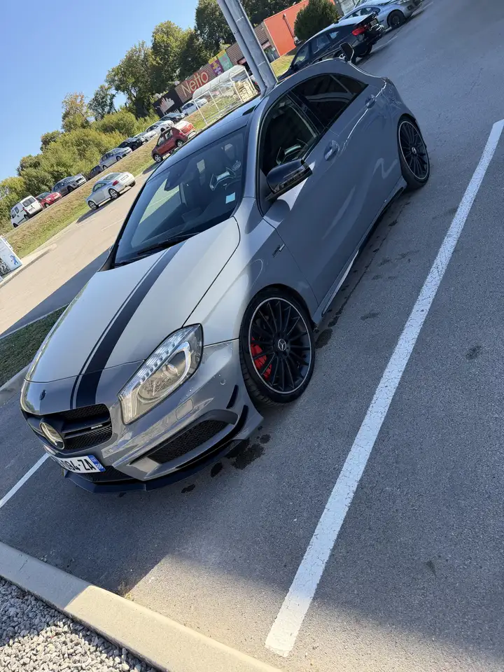 Mercedes-Benz A 45 AMG