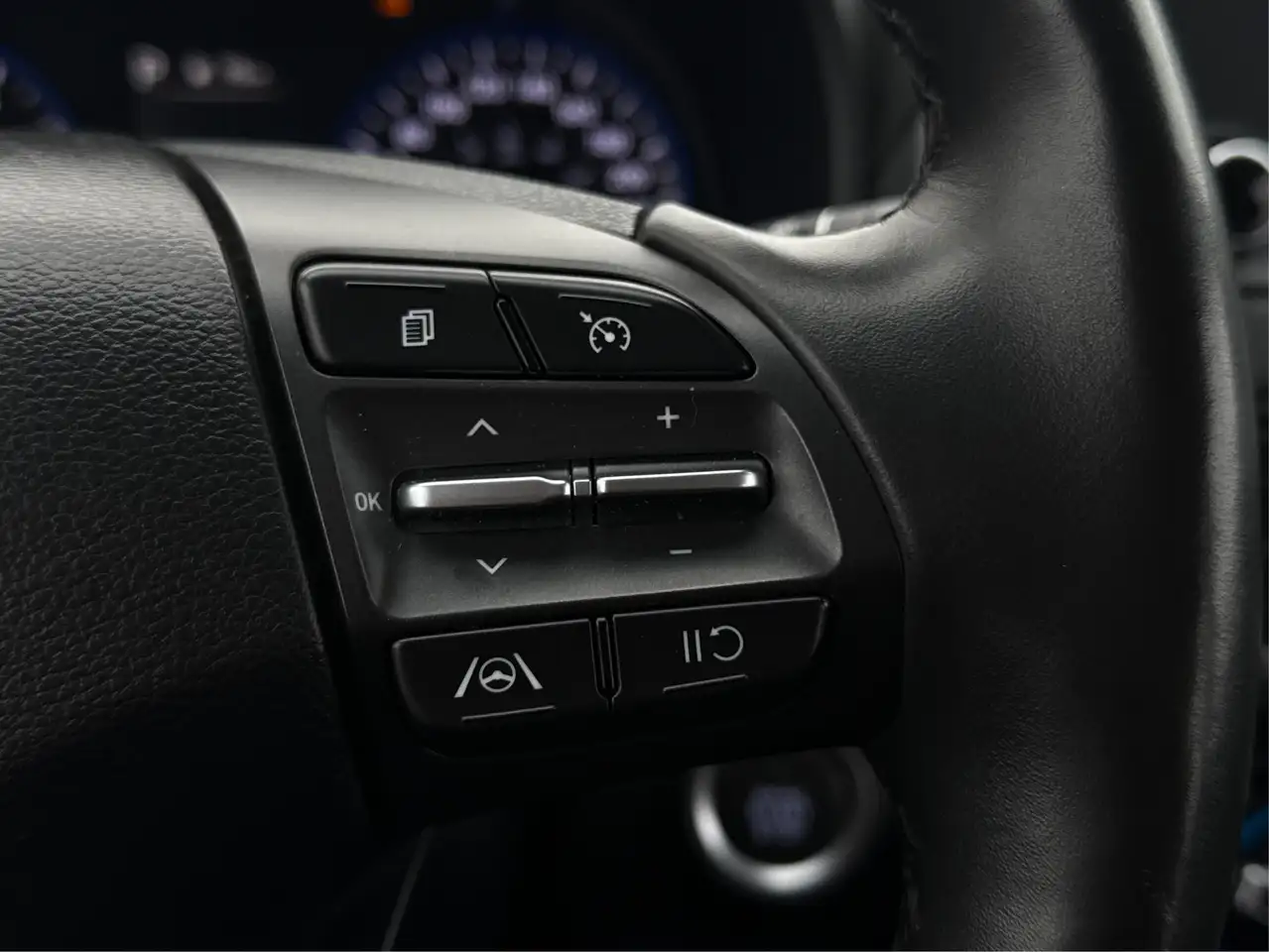 Hyundai KONA снимка Hyundai KONA