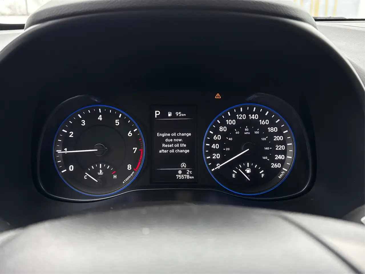 Hyundai KONA снимка Hyundai KONA