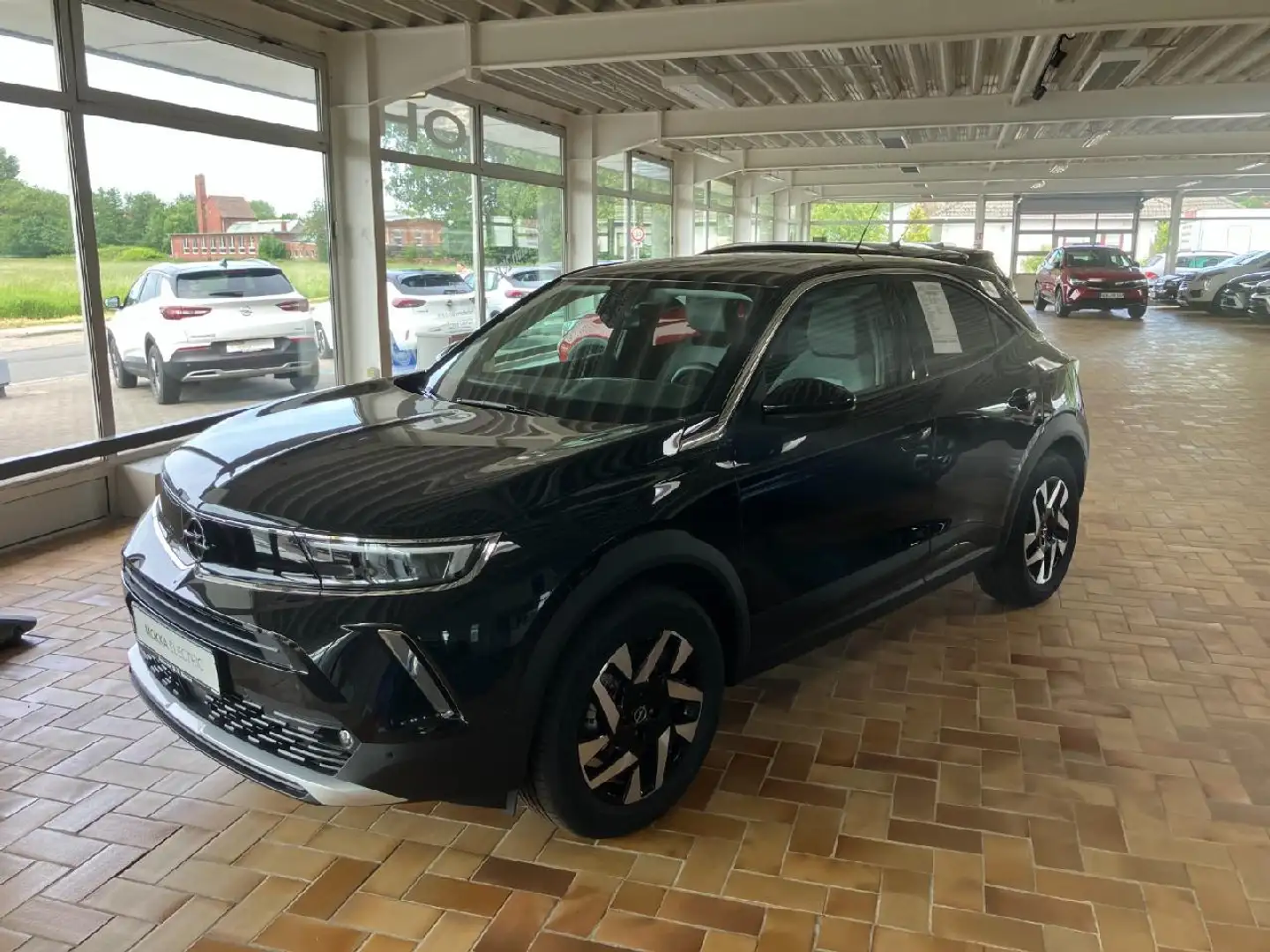 Opel Mokka-E e Elegance Schwarz - 1
