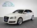 Audi A3 Sportback 1.8 TFSI S line Sportpaket plus SHZ Biały - thumbnail 3
