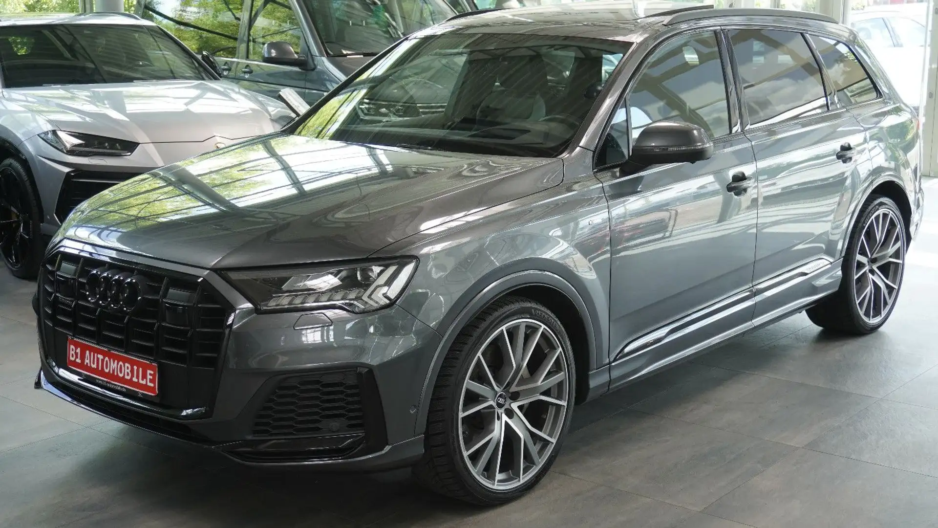 Audi Q7 50 TDI  S line*AHK*B&O*PANO*STHZ*7 SITZER*22 Grau - 1