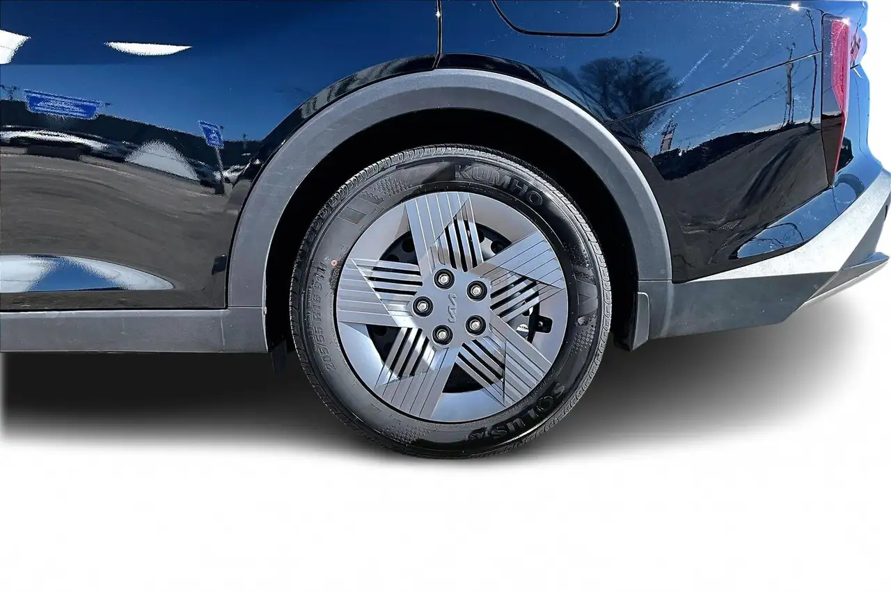 Kia K4 снимка Kia K4