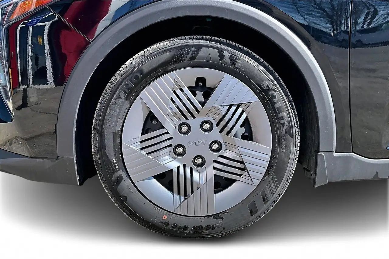 Kia K4 снимка Kia K4